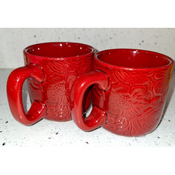 Rare HiEnd Accents Savanna Tooled Leather Look Stoneware Coffee Mugs Red St of 2 - Picture 2 of 9